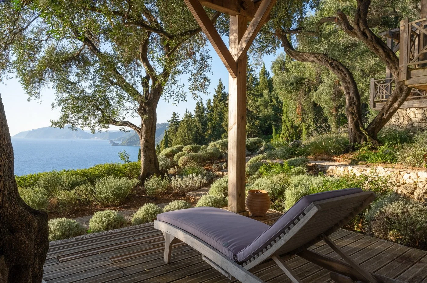 francis-york-corfu-homes-heliophos-estate-corfu-west-coast-seafront-compound-private-bay-19.jpg