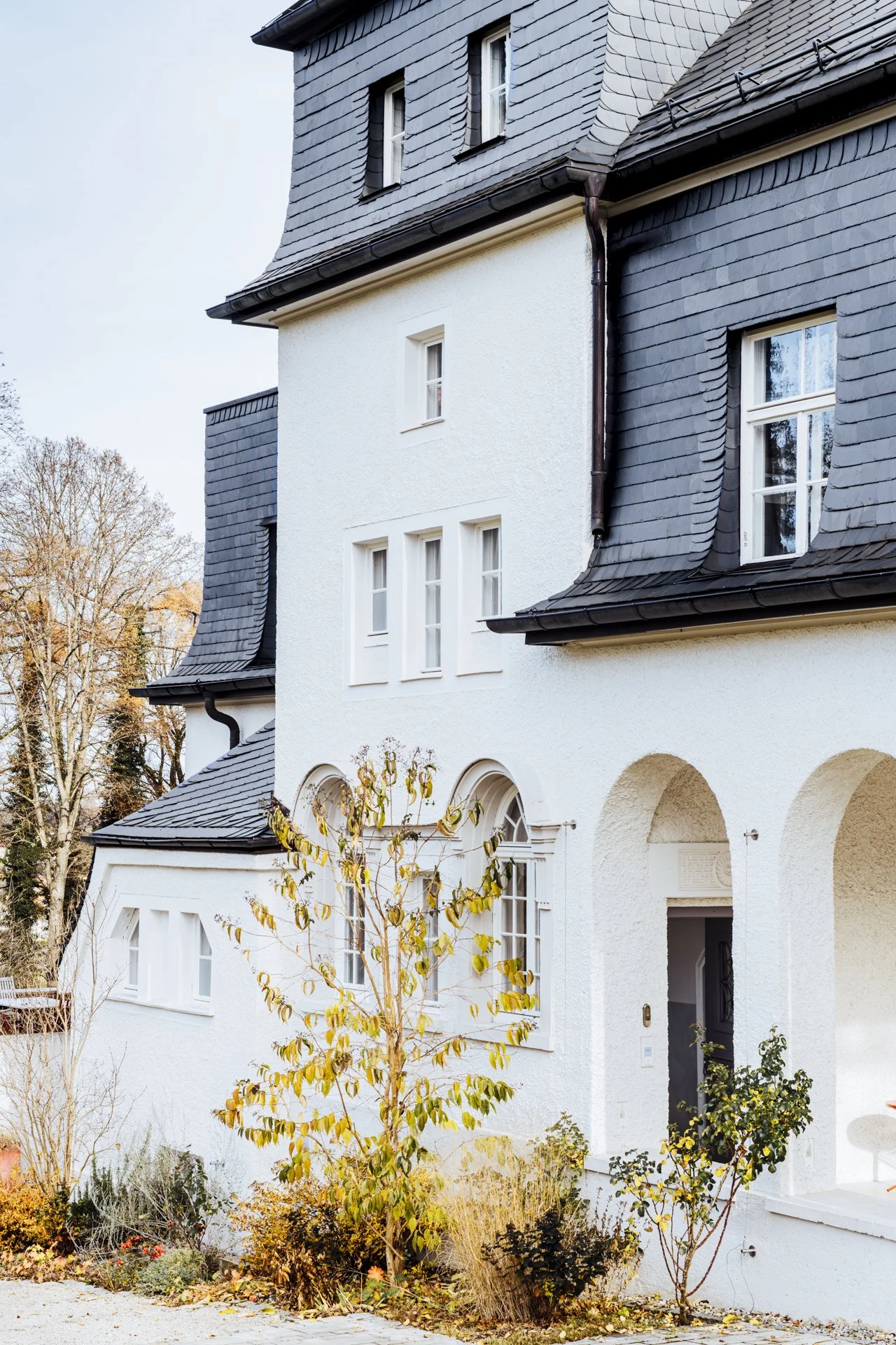 francis-york-villa-huglin-1913-villa-near-munich-germany-6.jpg