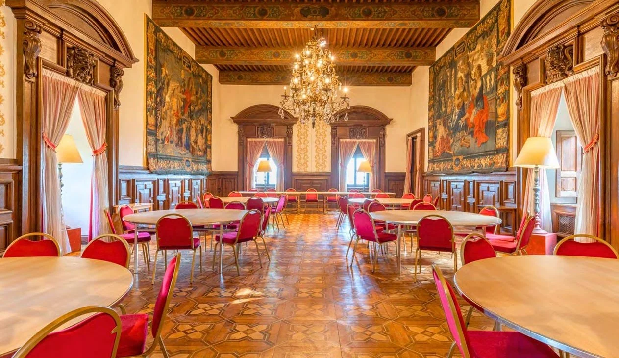 le-chateau-de-coudree-800-years-old-lake-geneva-france-francis-york-9.jpg