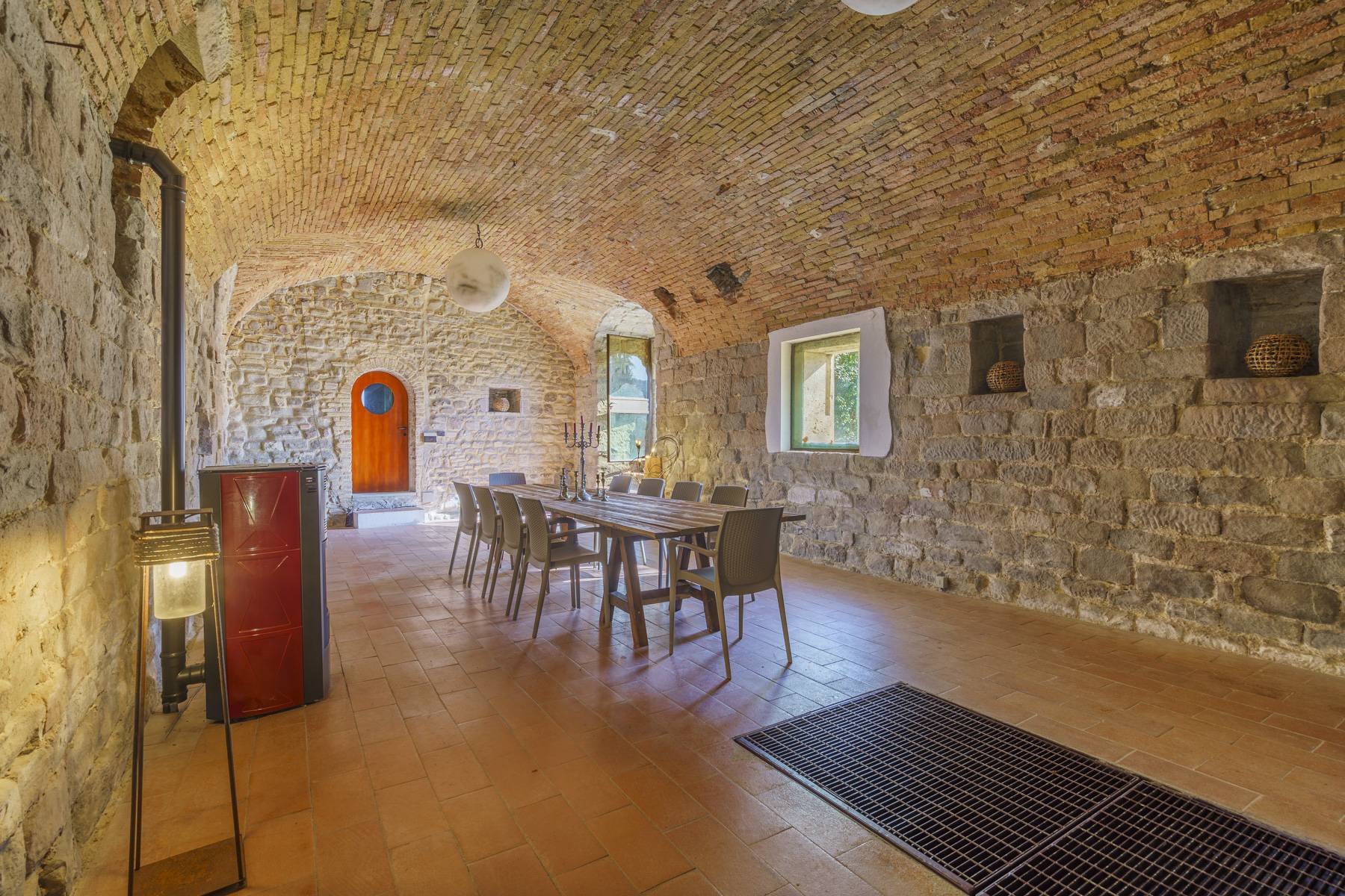 francis-york-italy-sothebys-realty-antica-badia-bettona-umbria-benedictine-monastery-crypt-11.jpg