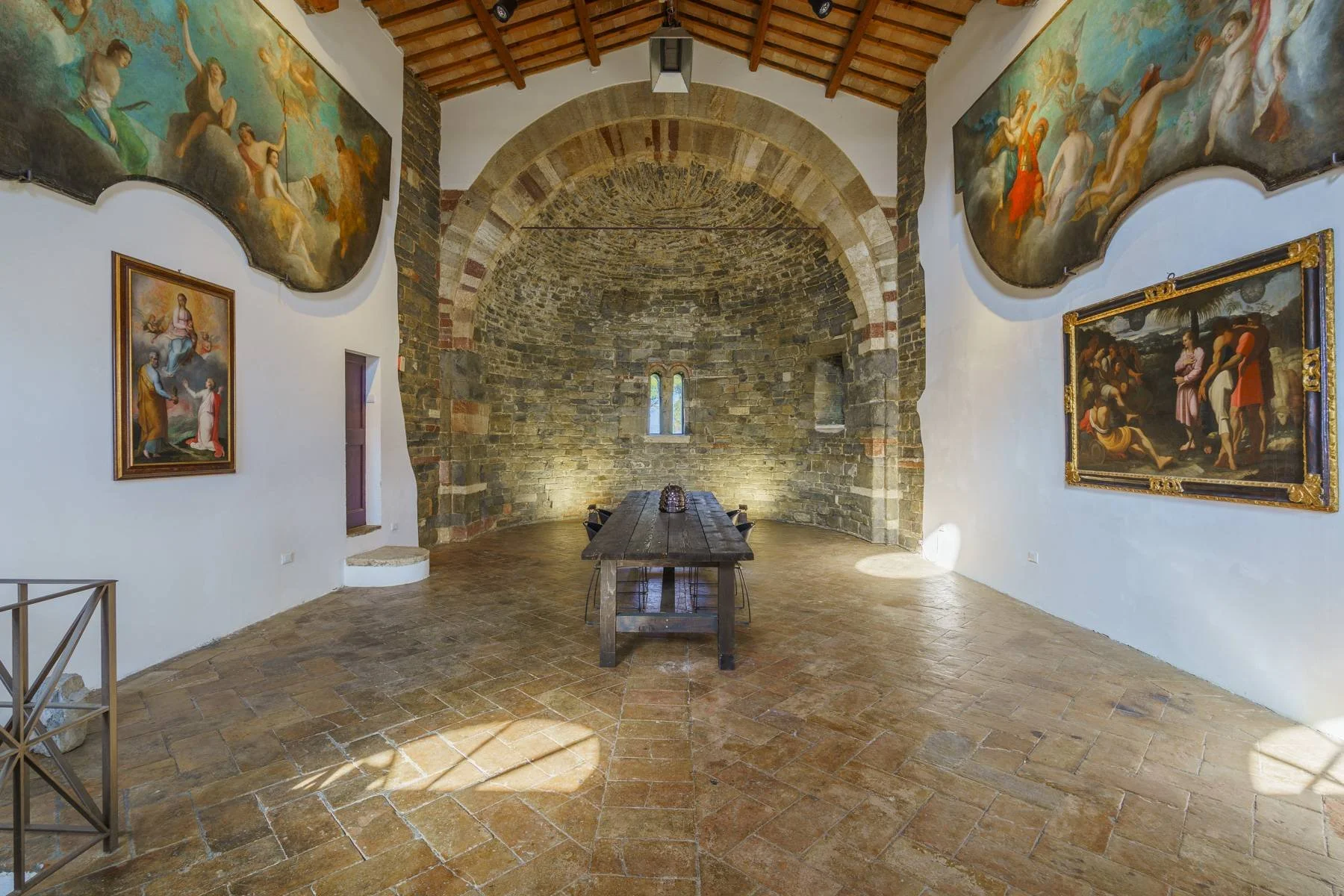 francis-york-italy-sothebys-realty-antica-badia-bettona-umbria-benedictine-monastery-crypt-15.jpg