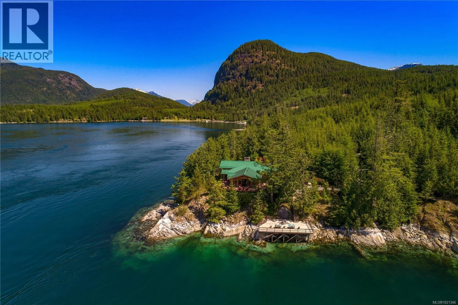francis-york-francis-york-british-columbia-stuart-island-goose-landing-estate-oceanfront-lodge-3.jpg