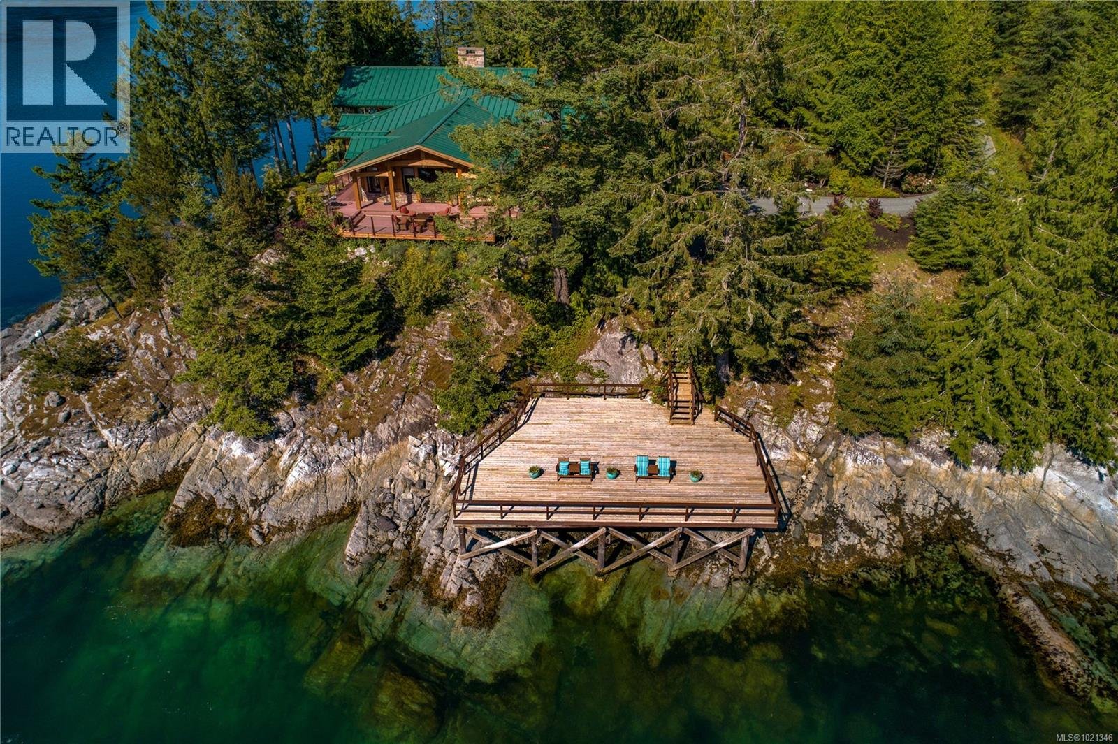 francis-york-francis-york-british-columbia-stuart-island-goose-landing-estate-oceanfront-lodge-2.jpg