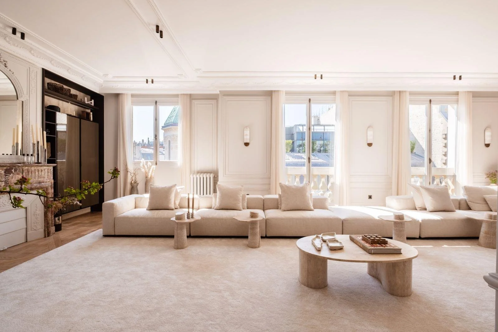 francis-york-paris-8th-arrondissement-golden-triangle-215m2-apartment-polo-properties4.jpeg