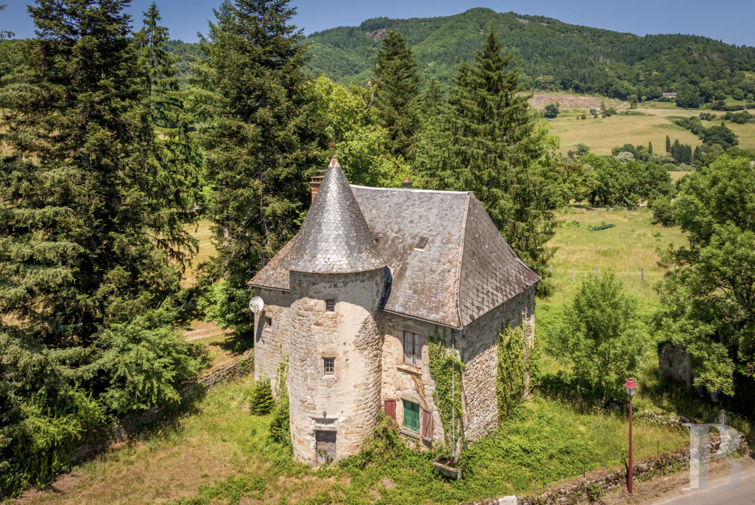 francis-york-19th-century-palladian-chateau-in-central-france-patrice-besse-29.png