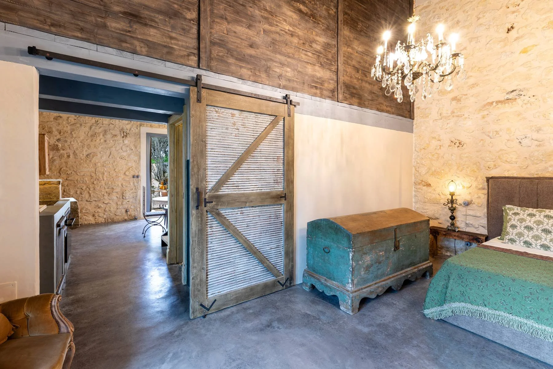 francis-york-a-restored-1867-farmhouse-in-sicilys-val-di-noto-italy-sothebys-international-realty-6.jpg