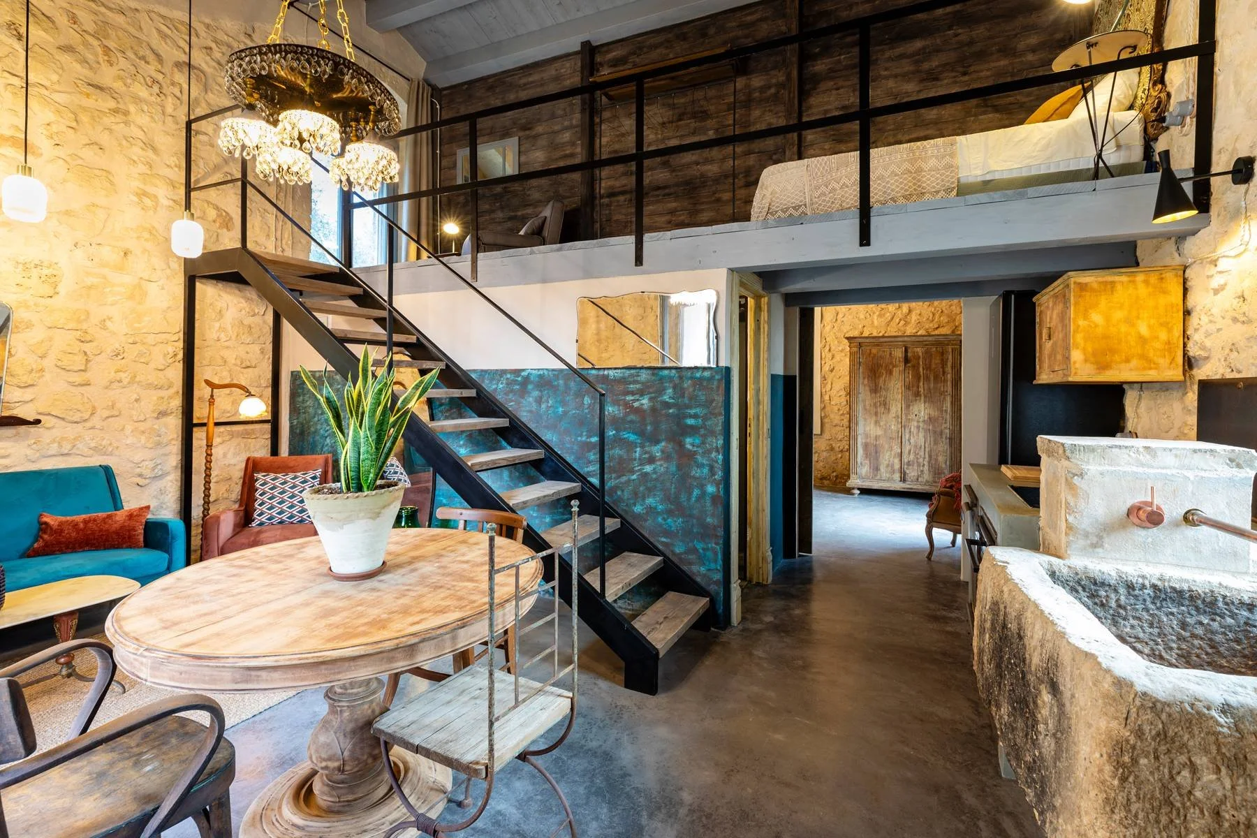 francis-york-a-restored-1867-farmhouse-in-sicilys-val-di-noto-italy-sothebys-international-realty-8.jpg