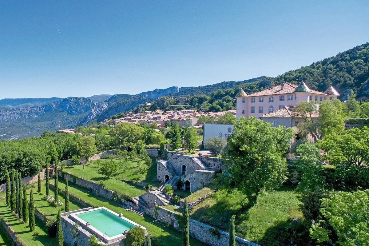 francis-york-a-17th-century-chateau-overlooking-provences-verdon-gorge-one-hour-from-cannes14.jpeg