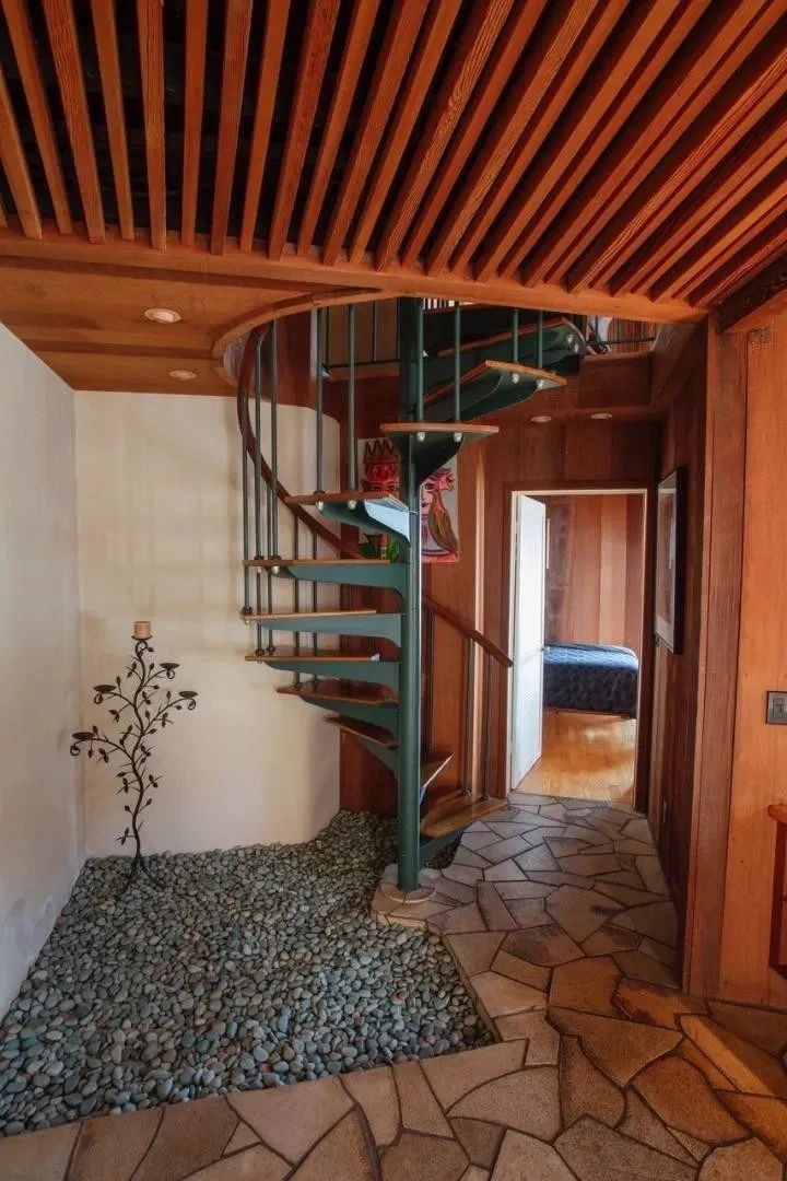 francis-york-big-sur-a-big-sur-residence-reworked-by-architect-mickey-muennig-on-californias-pacific-coast-highway- 5.jpg