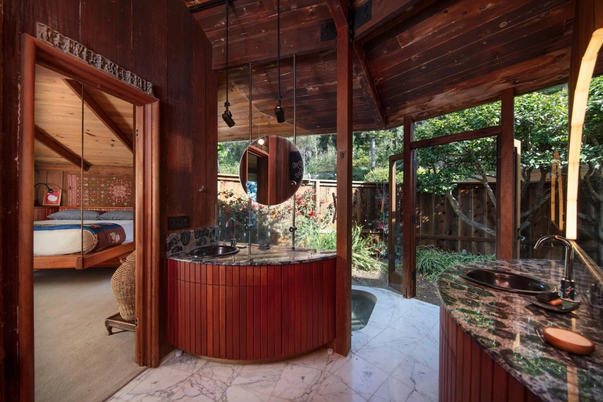 francis-york-big-sur-a-big-sur-residence-reworked-by-architect-mickey-muennig-on-californias-pacific-coast-highway- 24.jpeg