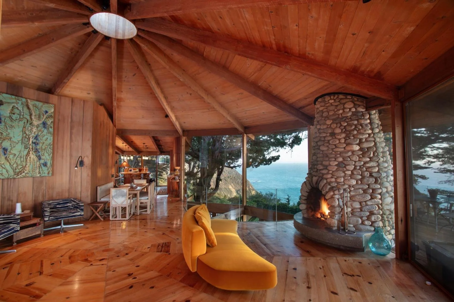 francis-york-big-sur-a-big-sur-residence-reworked-by-architect-mickey-muennig-on-californias-pacific-coast-highway- 33.jpeg