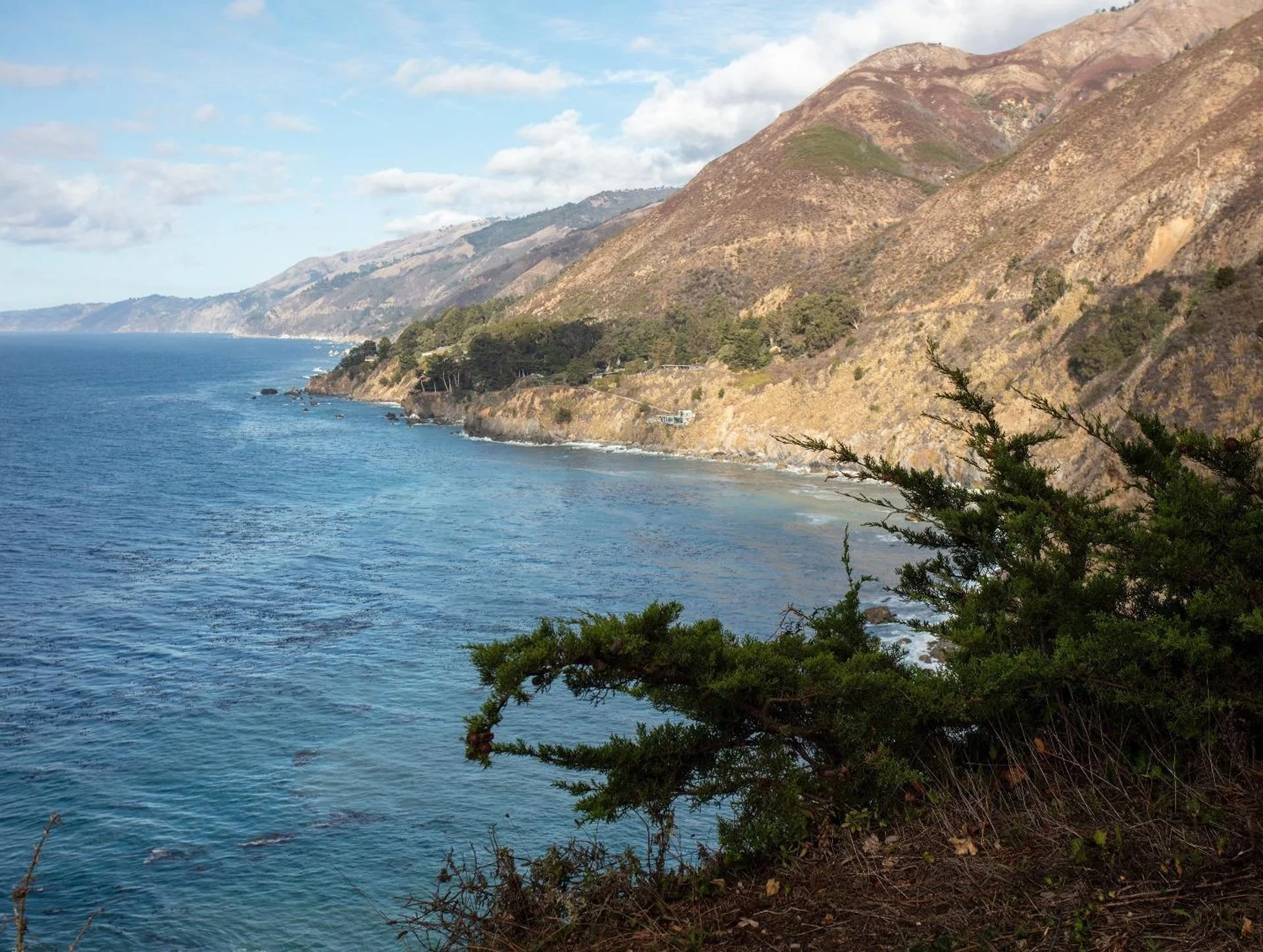 francis-york-big-sur-a-big-sur-residence-reworked-by-architect-mickey-muennig-on-californias-pacific-coast-highway- 34.jpeg