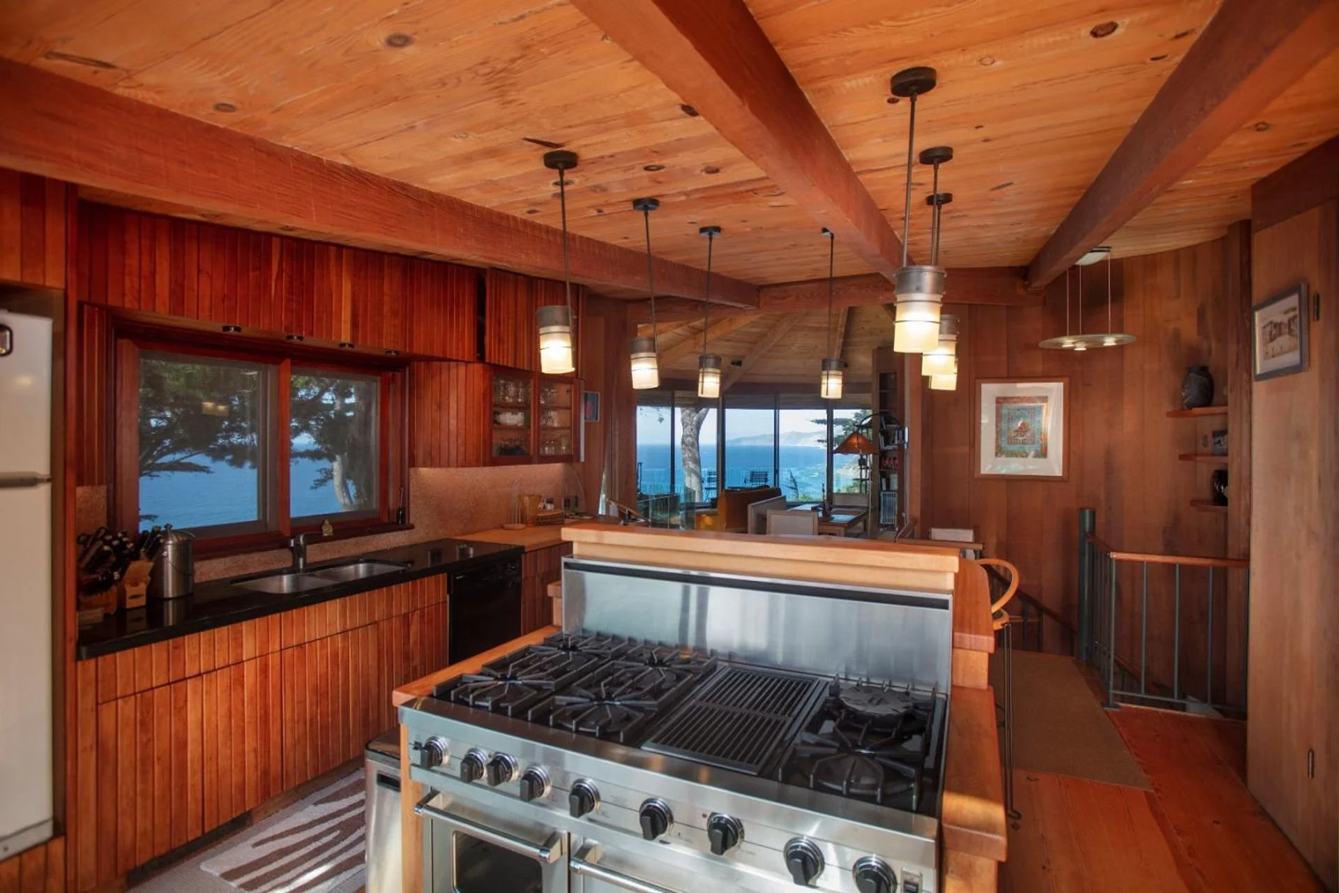 francis-york-big-sur-a-big-sur-residence-reworked-by-architect-mickey-muennig-on-californias-pacific-coast-highway- 46.jpeg