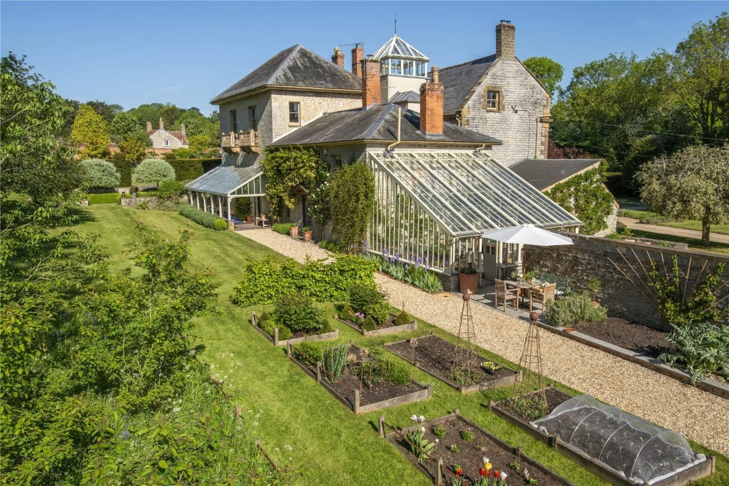 500-year-old-manor-somerset-ballroom-victorian-glasshouse-26.jpeg
