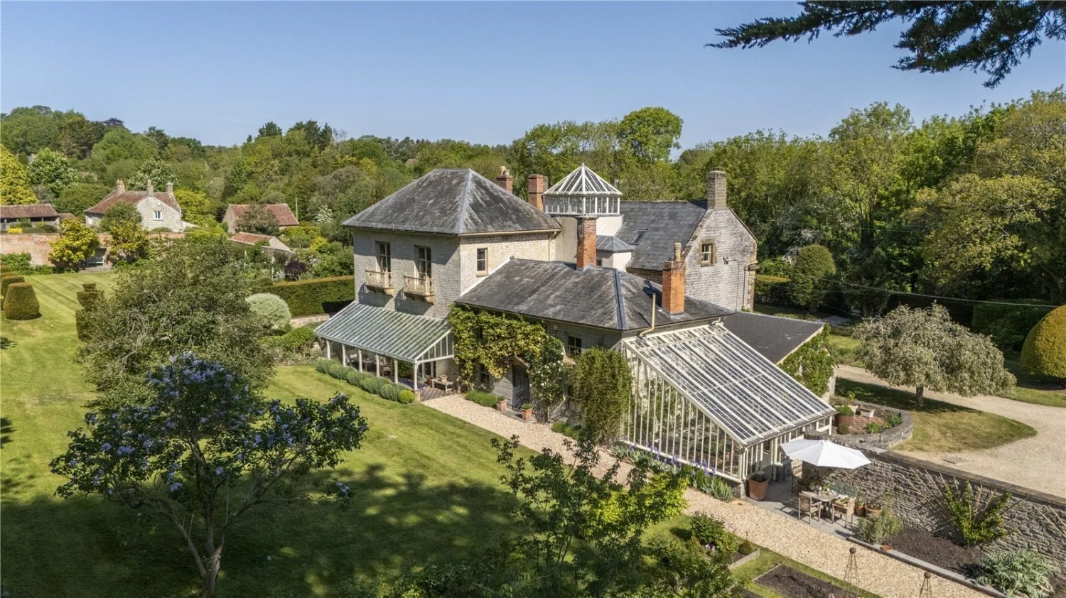 500-year-old-manor-somerset-ballroom-victorian-glasshouse-37.jpeg