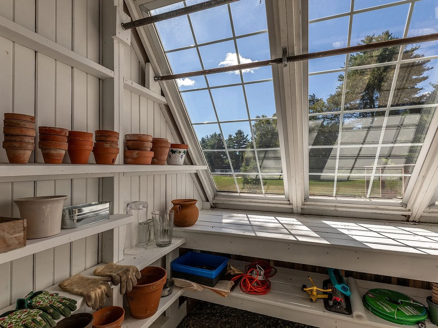 francis-york-1685-colonial-home-woodbury-connecticut-21.jpeg
