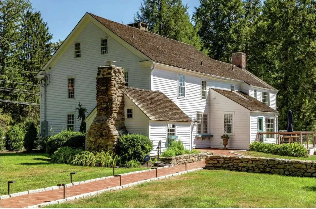 A Historic Home from 1685 in Woodbury, Connecticut Listed for $1,995,000
