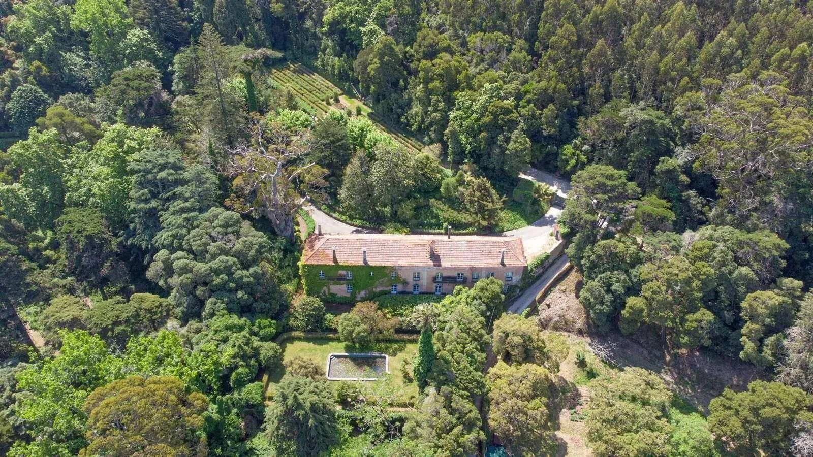 106-acre-historic-estate-portugal-sintra-luxury-property-francis-cook-pombal39.jpeg