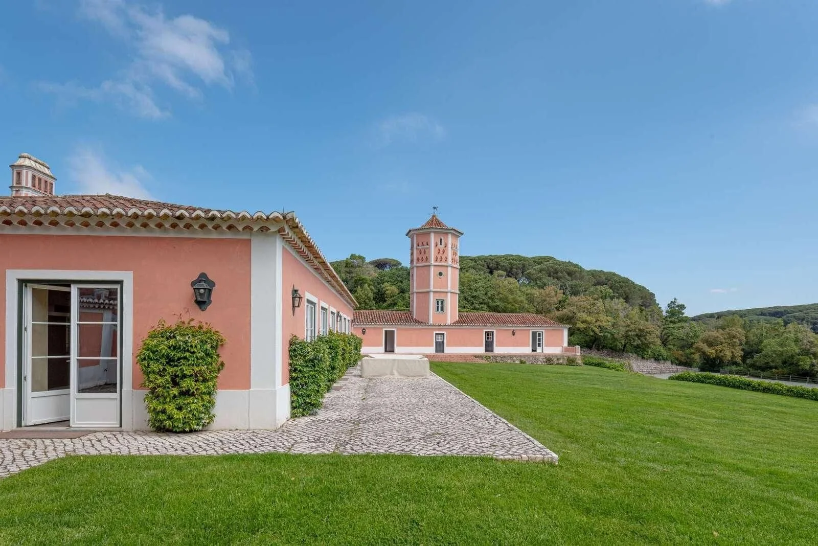 106-acre-historic-estate-portugal-sintra-luxury-property-francis-cook-pombal48.jpeg