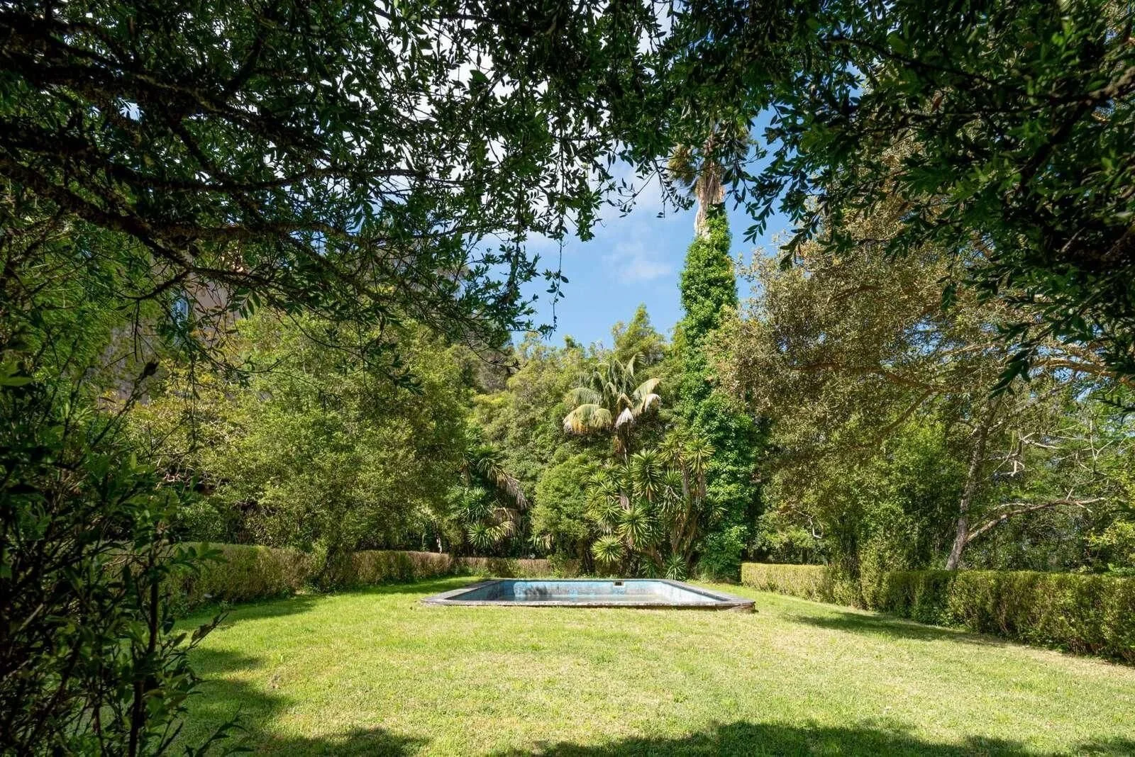 106-acre-historic-estate-portugal-sintra-luxury-property-francis-cook-pombal61.jpeg