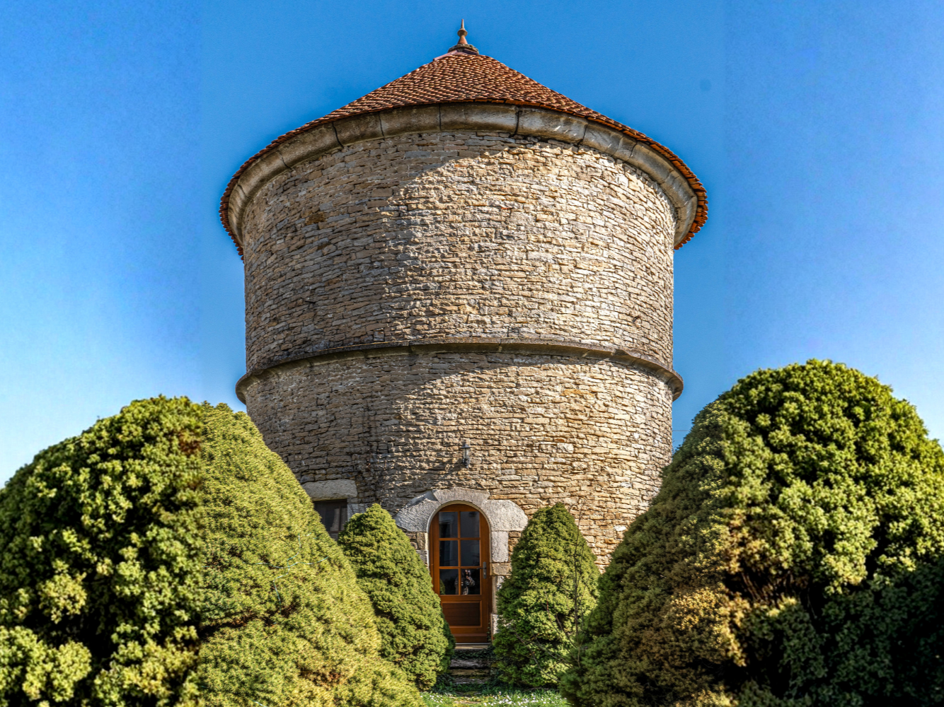 A Restored 15th–16th Century Village Manor in Burgundy, 20 Minutes from Dijon
