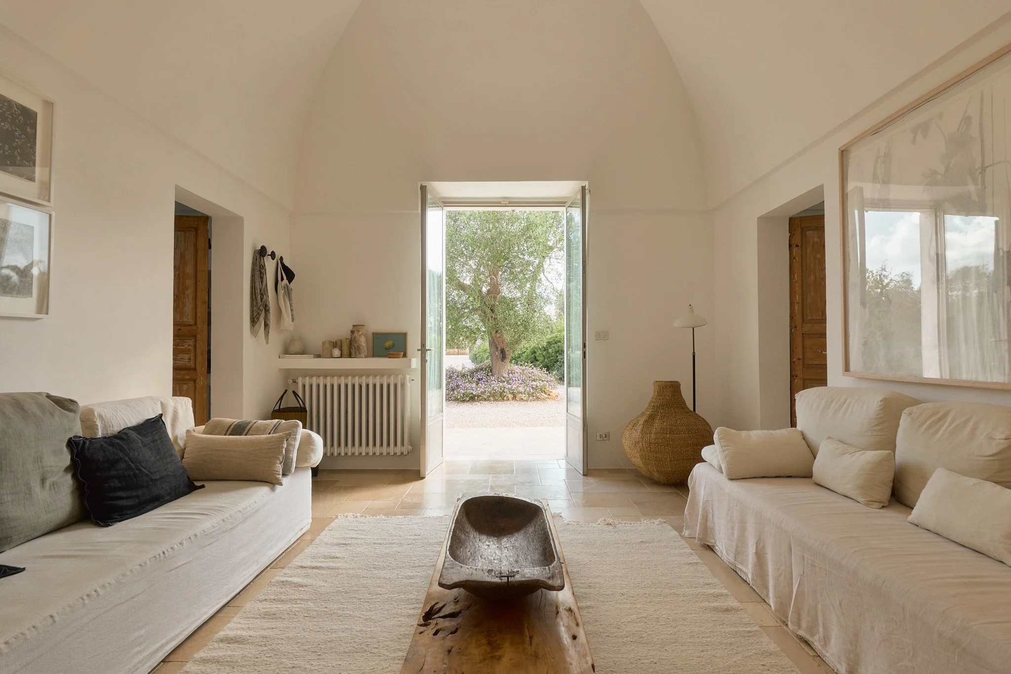 puglia-italy-villa-castelluccio-minimalist-andrew-trotter-francis-york-5.jpg