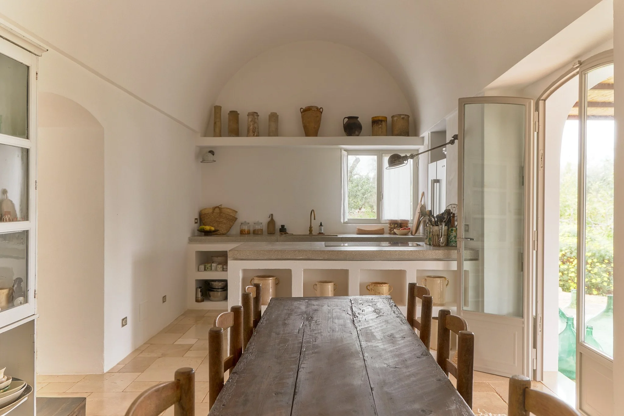 puglia-italy-villa-castelluccio-minimalist-andrew-trotter-francis-york-8.jpg