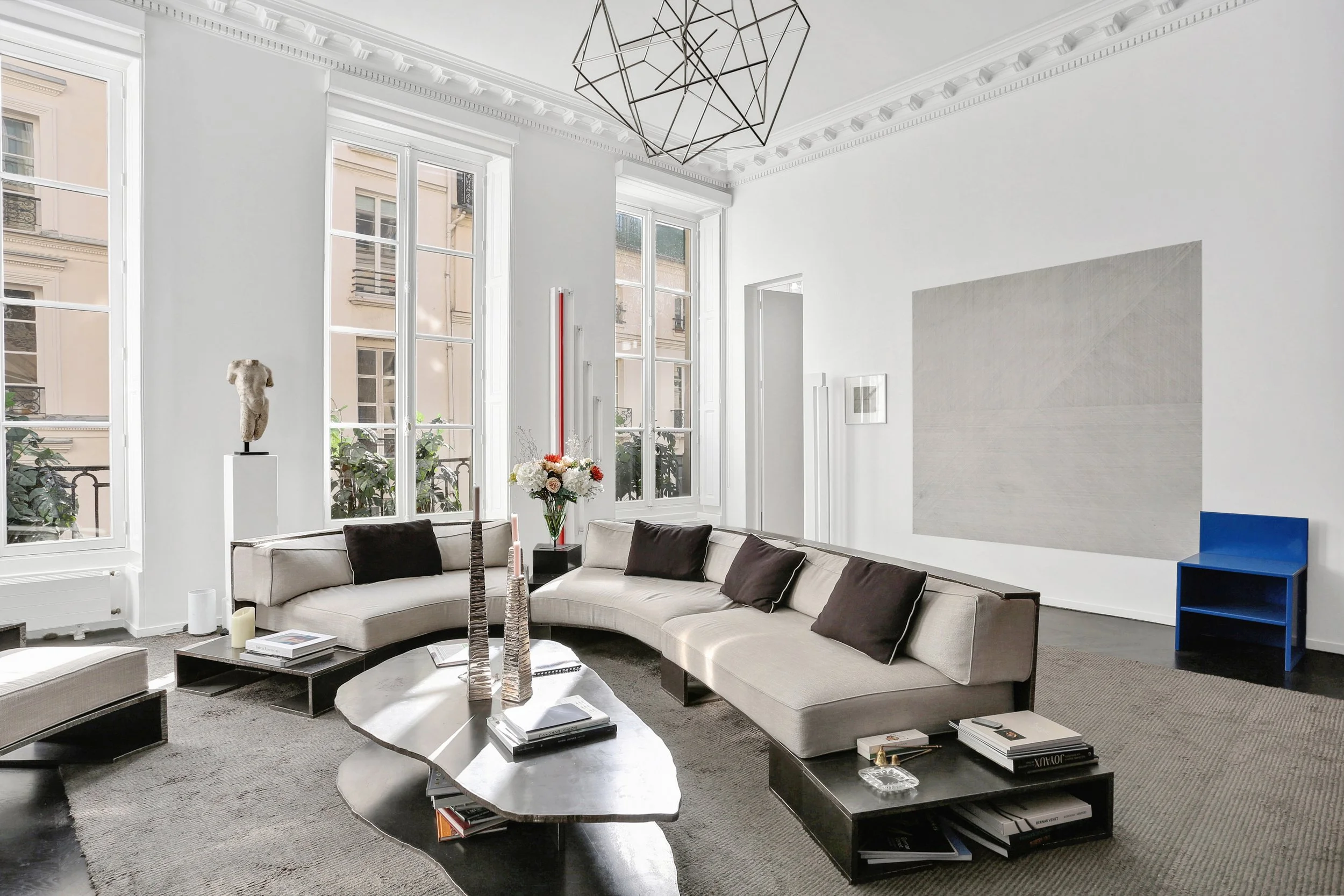 francis-york-paris-rue-de-tournon-apartment-luxembourg-gardens-2.jpg