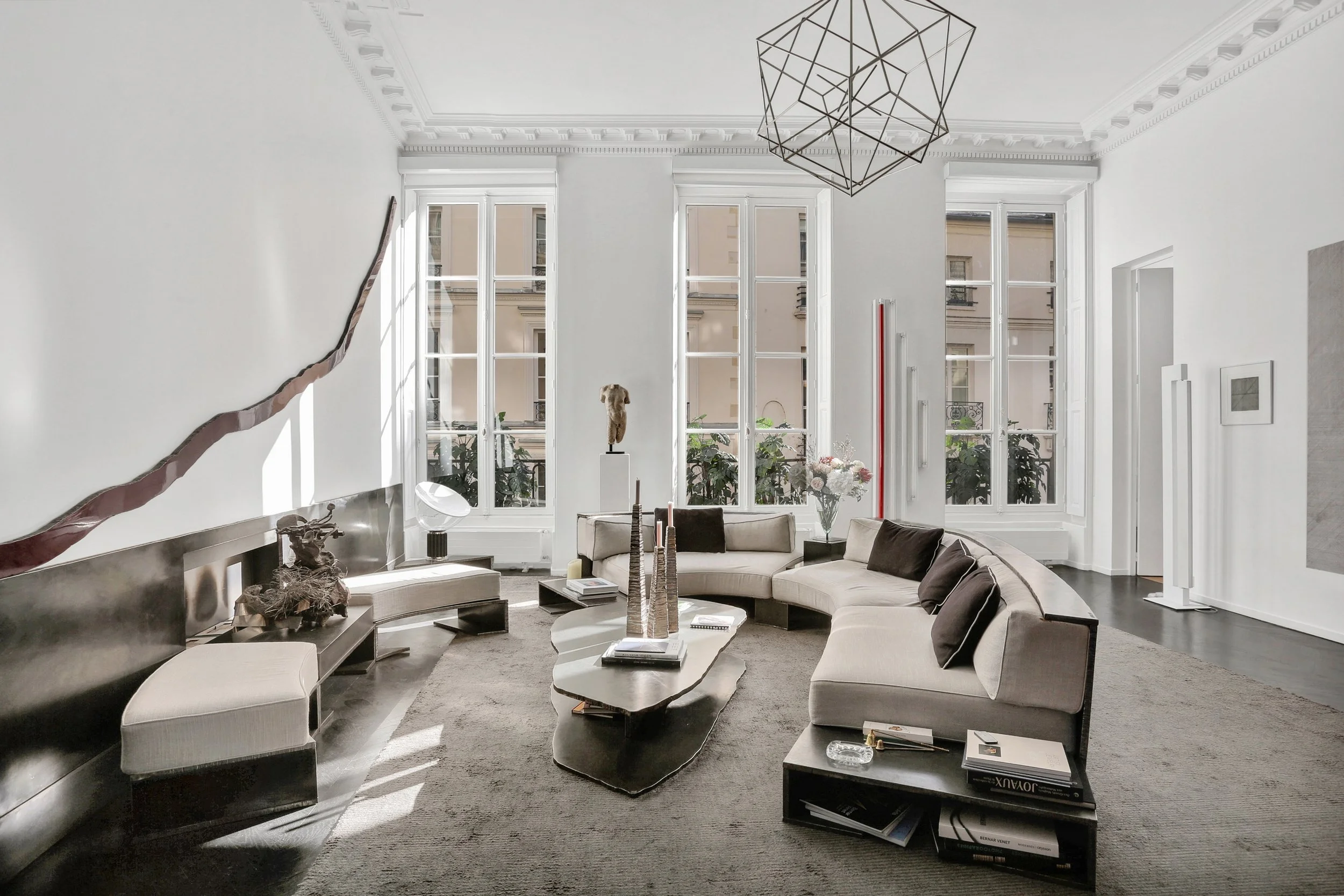 francis-york-paris-rue-de-tournon-apartment-luxembourg-gardens-1.jpg