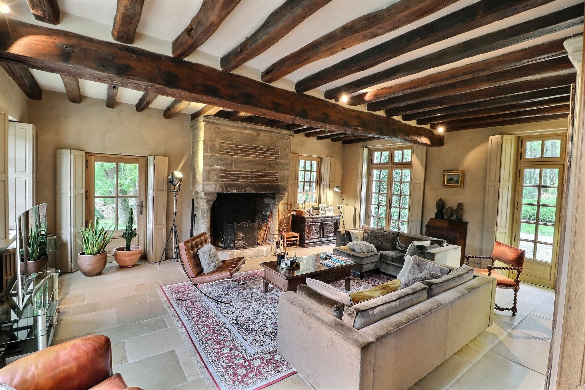 francis-york-renovated-country-house-indoor-pool-8-acres-lardy-essonne-south-of-paris-1.jpg