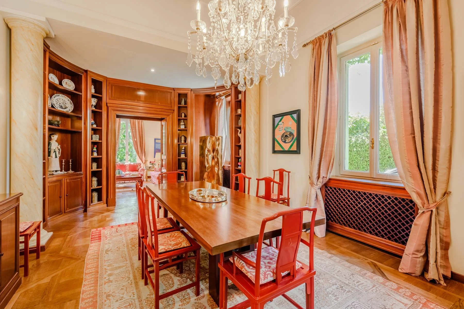 francis-york-private-villa-steps-from-villa-deste-cernobbio-lake-como-Concorso-dEleganza-italy-sothebys-international-realty-11.jpg