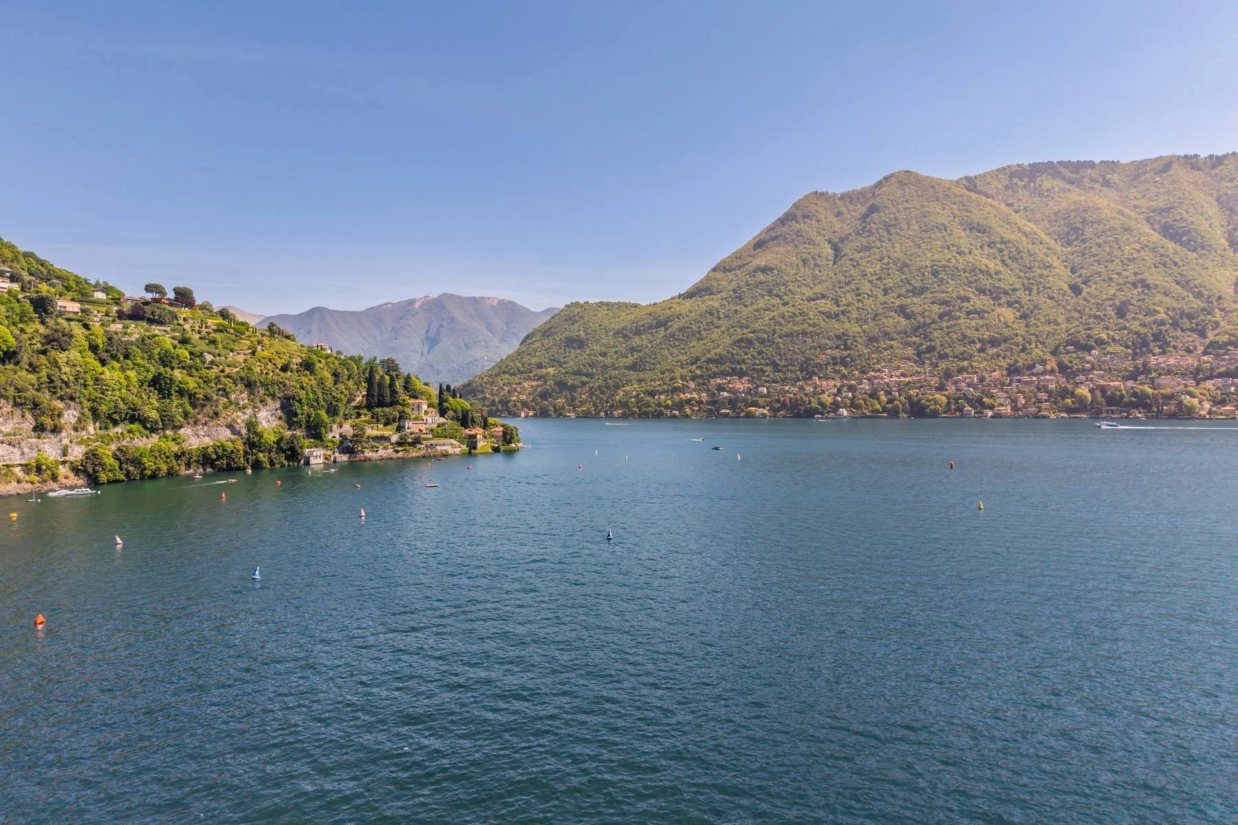 francis-york-private-villa-steps-from-villa-deste-cernobbio-lake-como-Concorso-dEleganza-italy-sothebys-international-realty-30.jpg