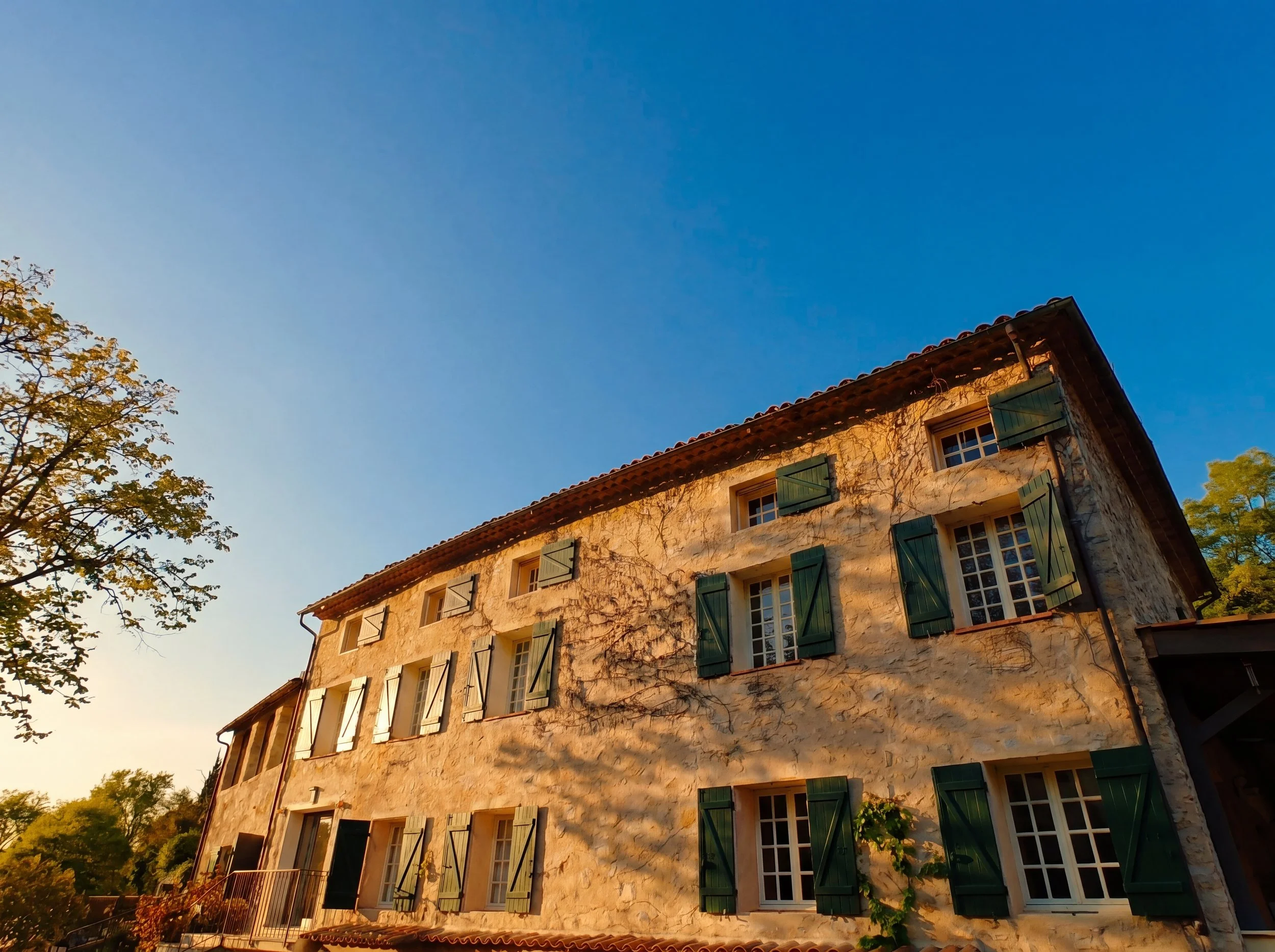 francis-york-14th-century-olive-mill-callian-provence-home-hunts-56.jpg