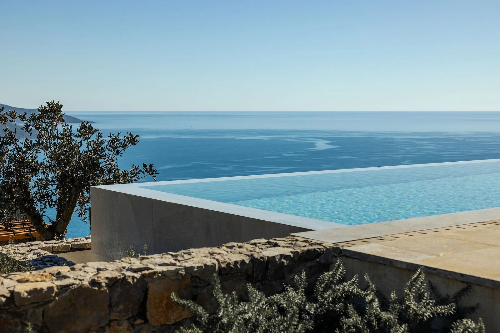 francis-york-private-villa-lustica-bay-the-peaks-golf-course-bay-of-kotor-montenegro-sothebys-international-realty-77.jpg