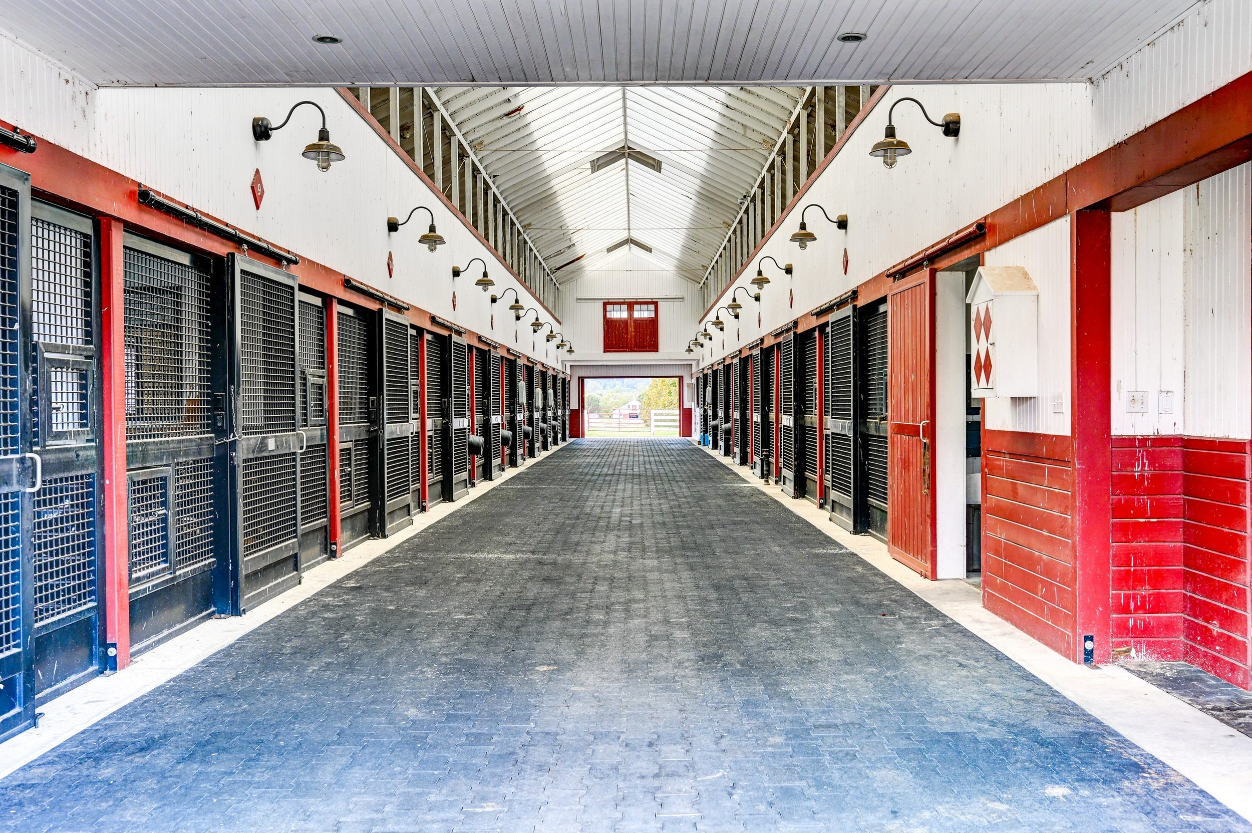 francis-york-sagamore-farm-vanderbilt-under-armour-maryland-equestrian-estate-83.jpg