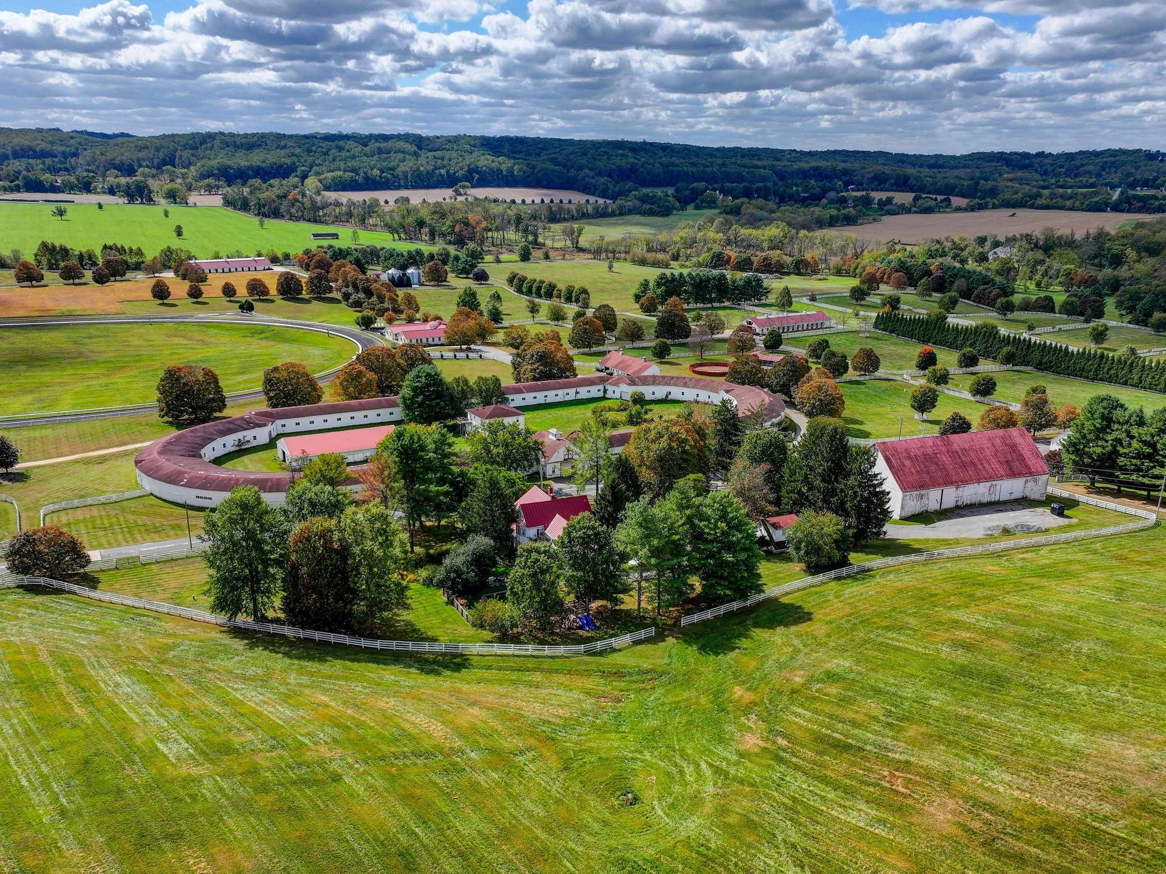 francis-york-sagamore-farm-vanderbilt-under-armour-maryland-equestrian-estate-116.jpg