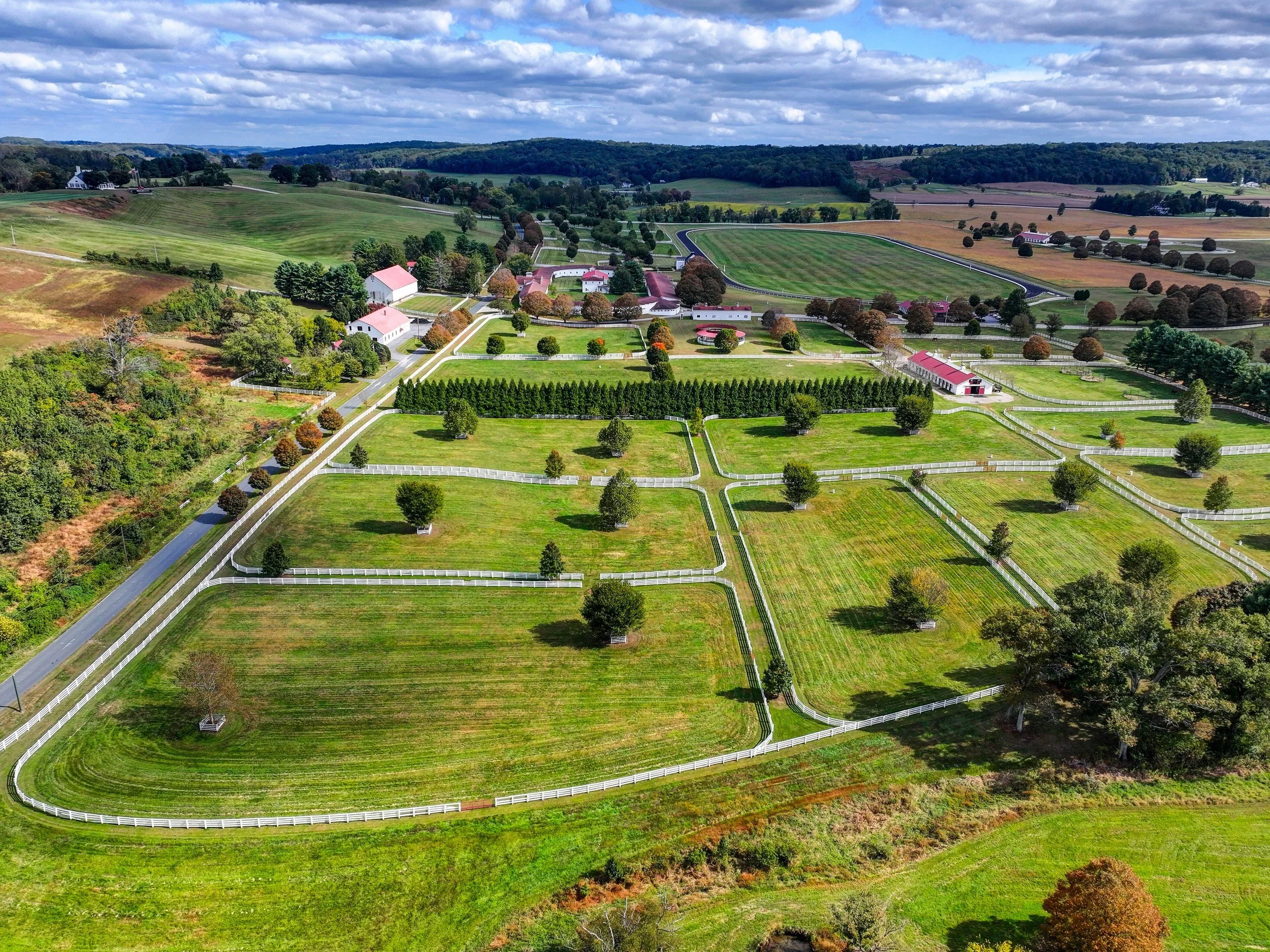 francis-york-sagamore-farm-vanderbilt-under-armour-maryland-equestrian-estate-121.jpg