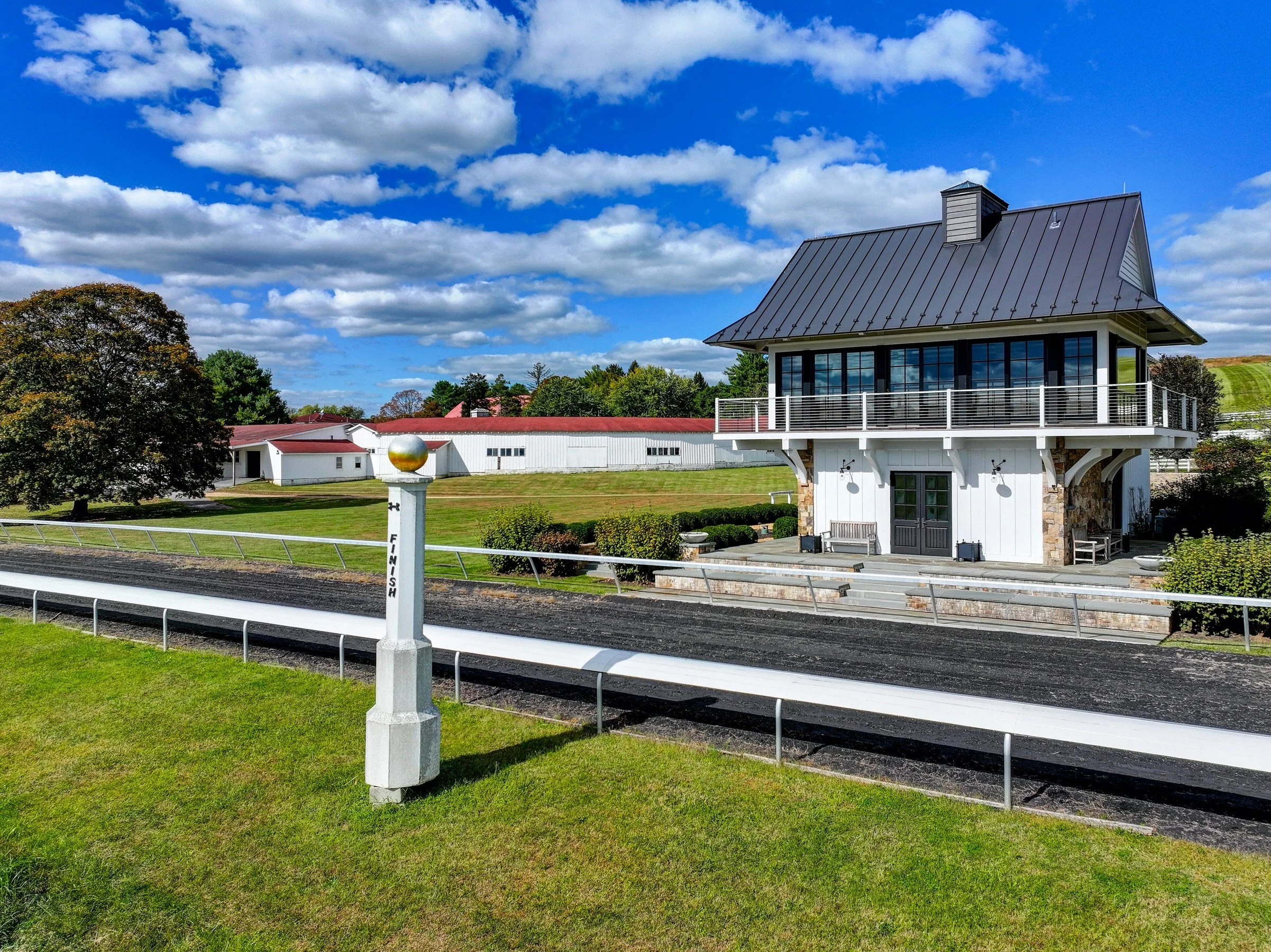 francis-york-sagamore-farm-vanderbilt-under-armour-maryland-equestrian-estate-127.jpg