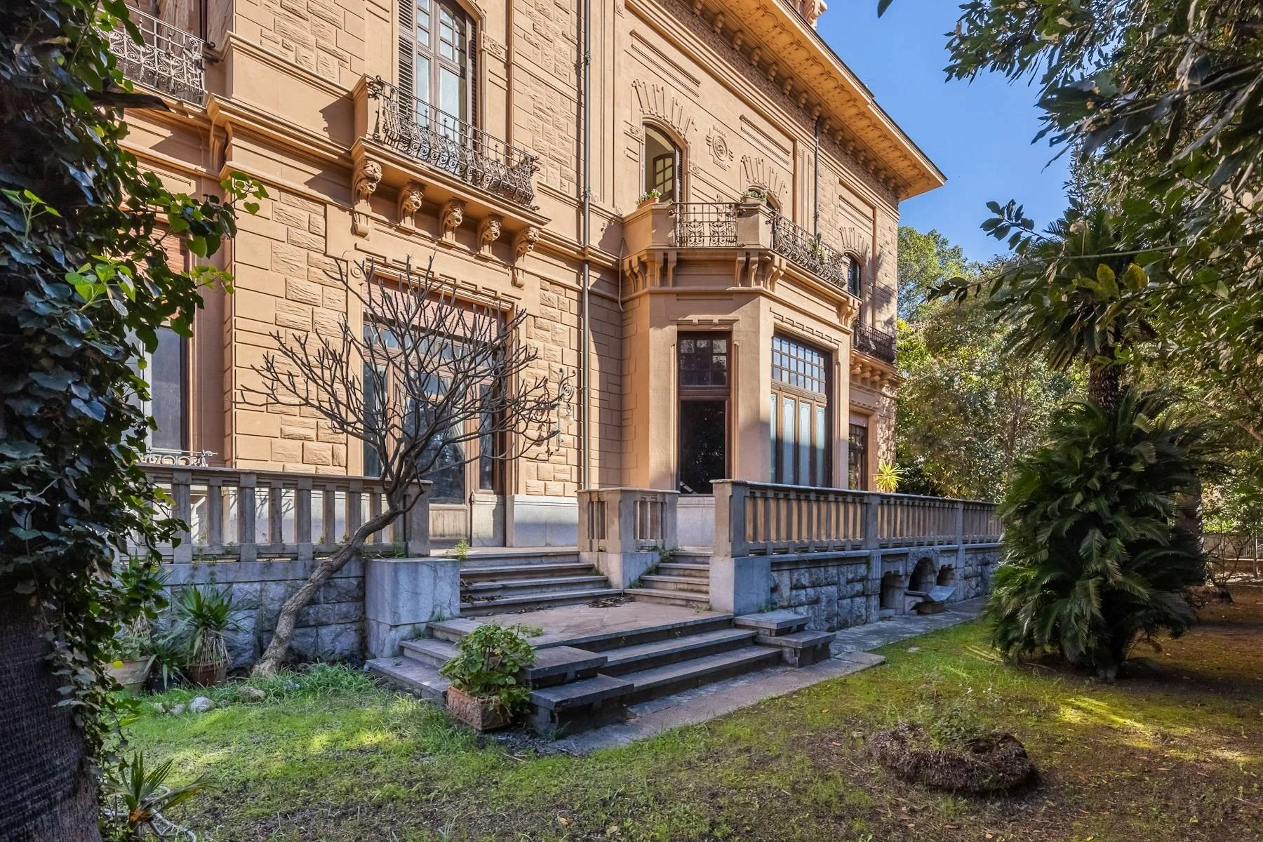 francis-york-villa-virginia-palermo-liberty-villa-sicily-italy-sothebys-4.jpg
