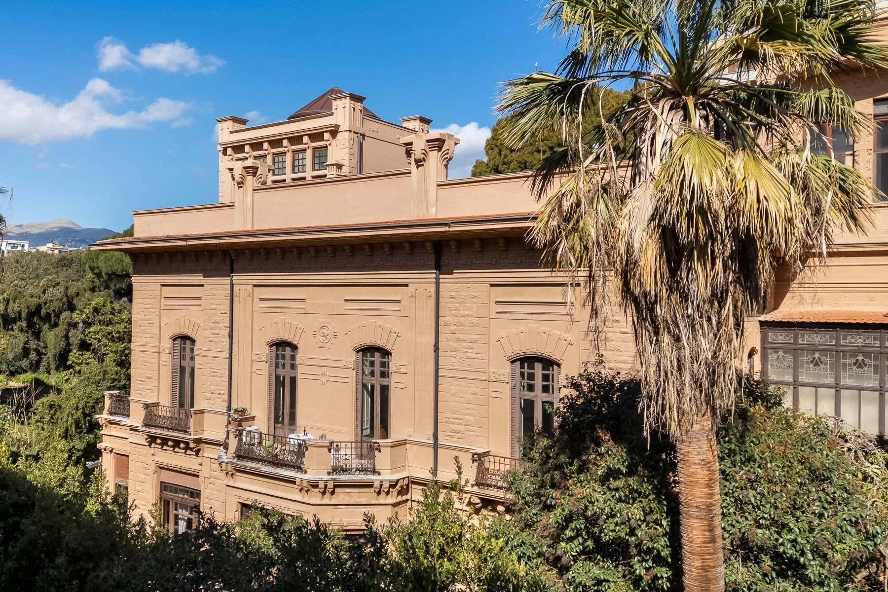 francis-york-villa-virginia-palermo-liberty-villa-sicily-italy-sothebys-12.jpg