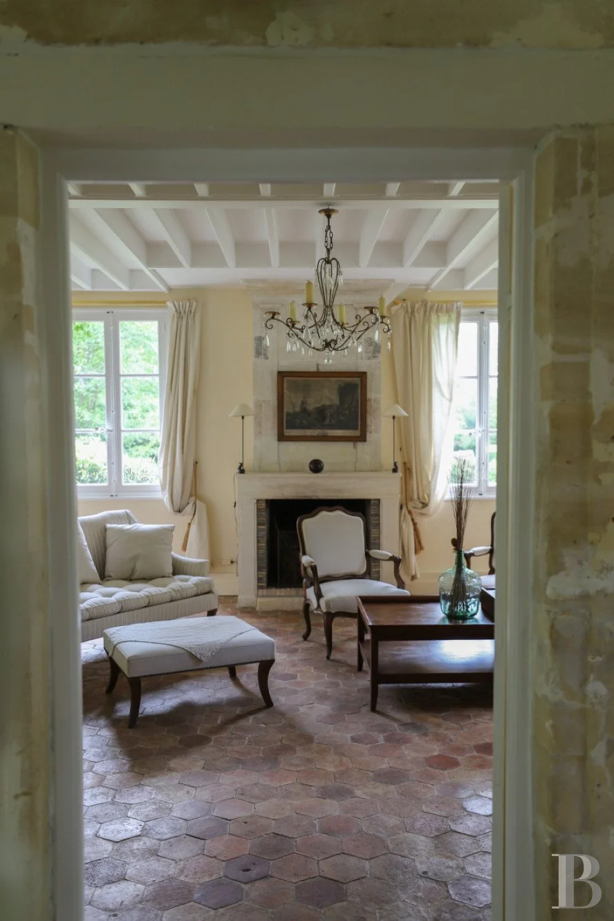 francis-york-17th-century-water-mill-country-house-vexin-near-paris-patrice-besse-9.jpg