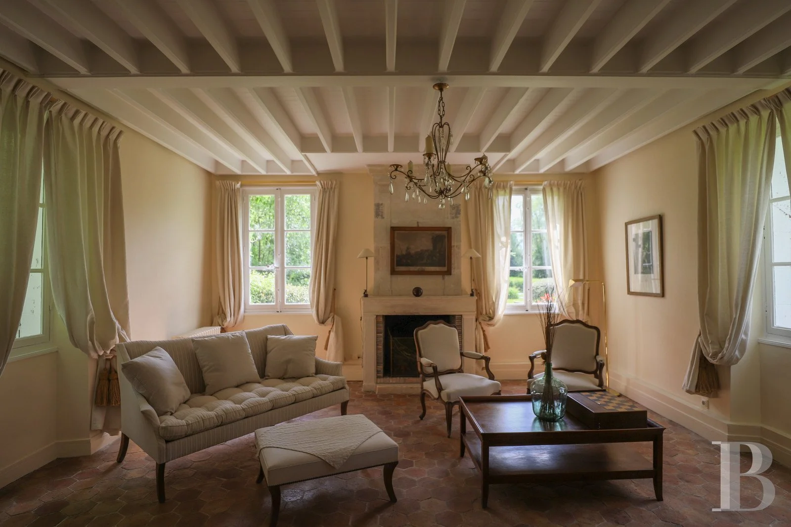 francis-york-17th-century-water-mill-country-house-vexin-near-paris-patrice-besse-16.jpg