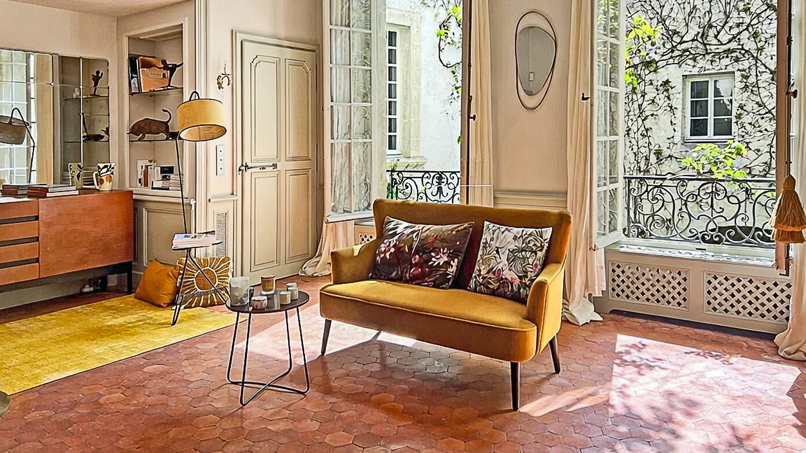 avignon-france-triplex-apartment-palais-des-papes-10.jpg
