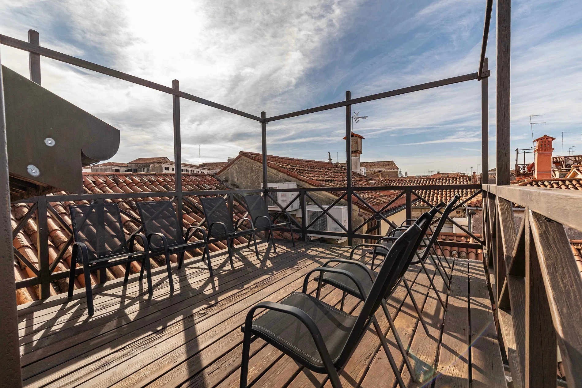 francis-york-frescoed-palazzo-residence-campo-santo-stefano-venice.-25.jpg