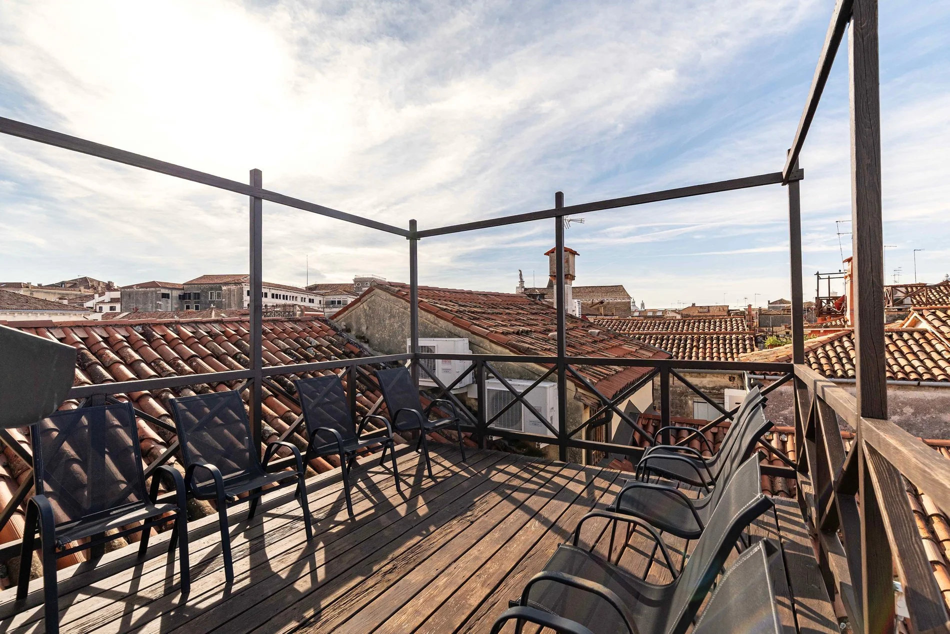 francis-york-frescoed-palazzo-residence-campo-santo-stefano-venice.-16.jpg