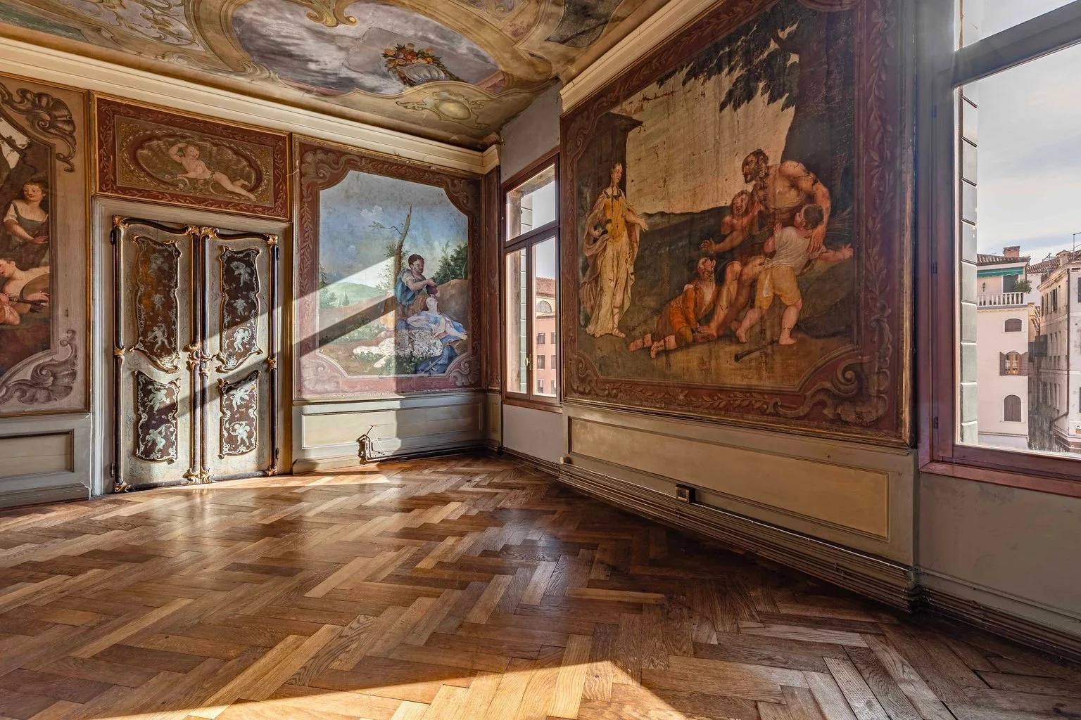 francis-york-frescoed-palazzo-residence-campo-santo-stefano-venice.-6.jpg