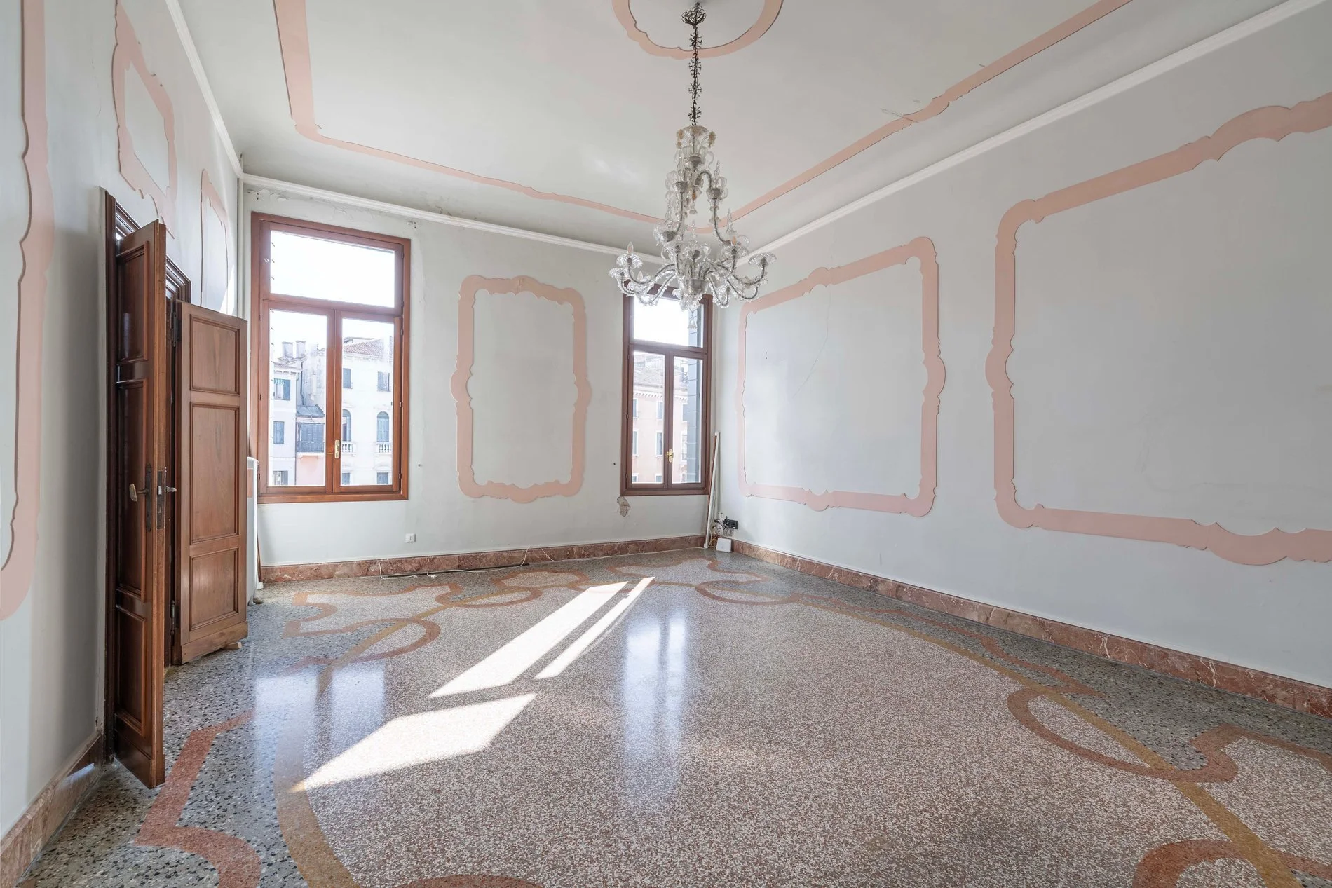 francis-york-frescoed-palazzo-residence-campo-santo-stefano-venice.-31.jpg