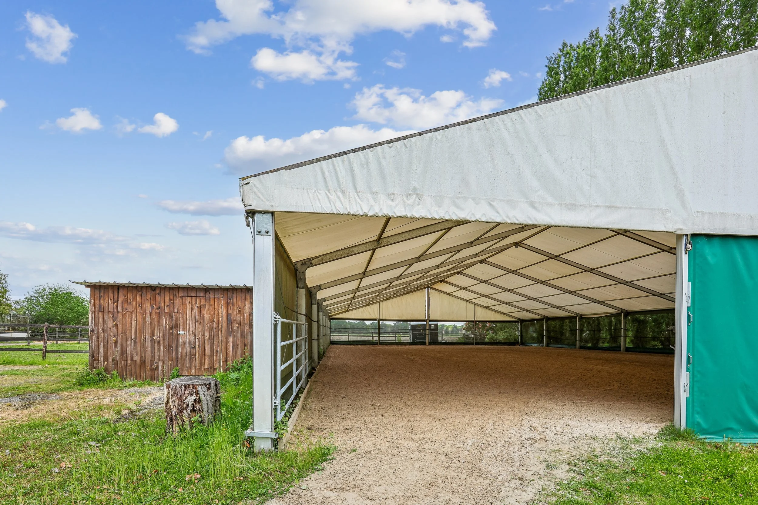 francis-york-manor-style-equestrian-estate-fontainebleau-france-7.jpg