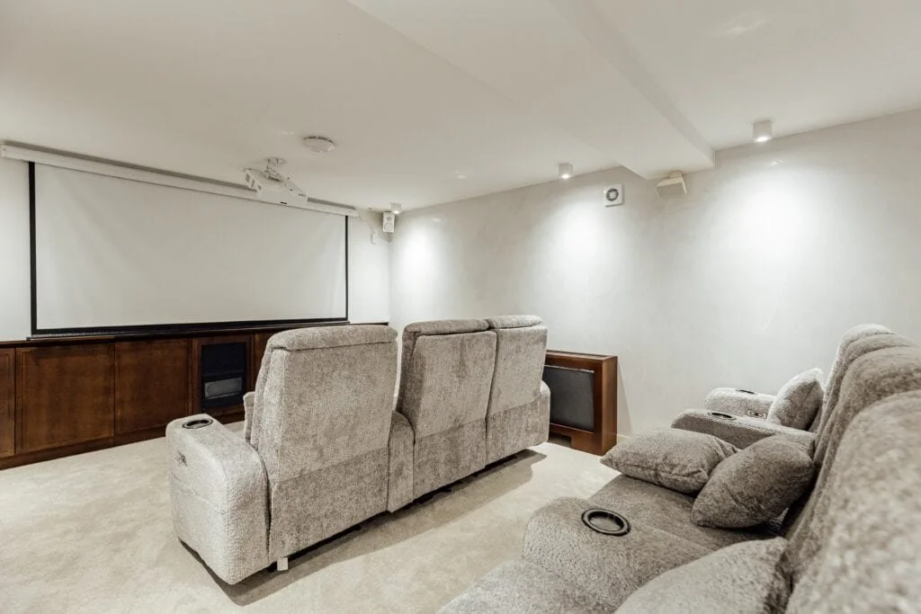francis-york-montenegro-villa-ljuta-for-sale-33.jpg