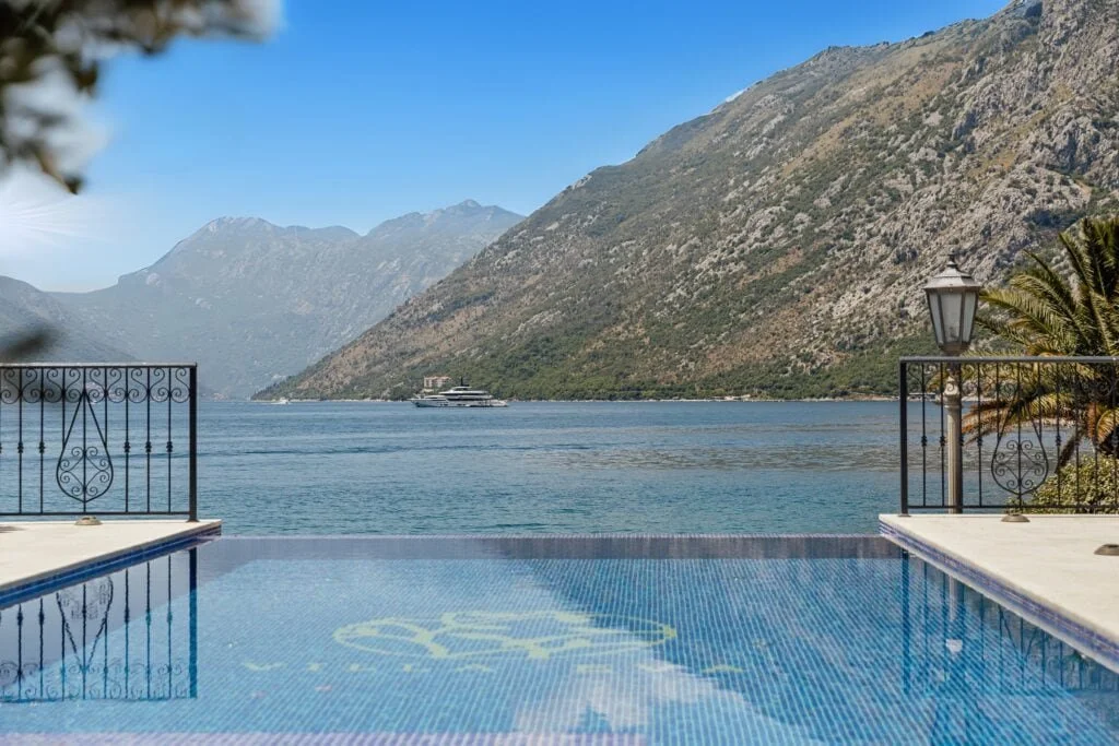 francis-york-montenegro-villa-ljuta-for-sale-20.jpg